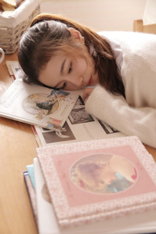 蕾妮 齐薇格